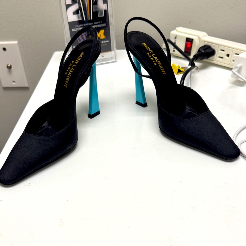 saint laurent pump turquoise heel size 35